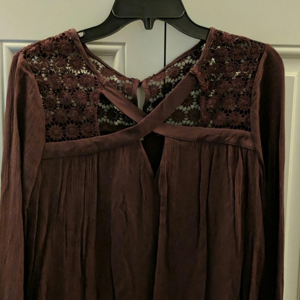 Top - Picture 2 of 3